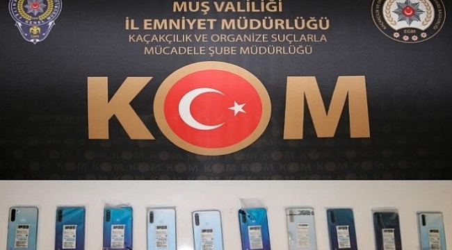 Muş'ta gümrük kaçağı telefon ele geçirildi