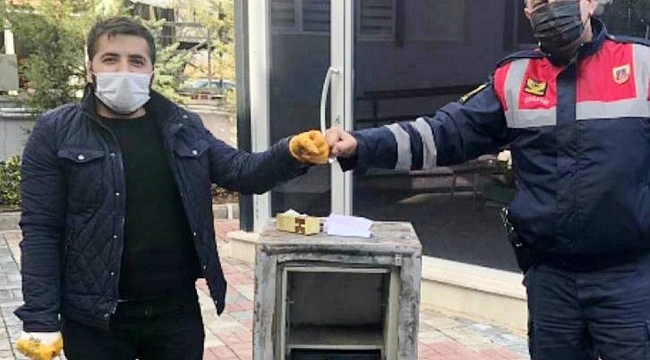 Önce sepetli motosikleti, sonra kasayı çaldılar
