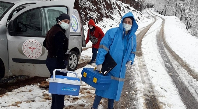 Osmaniye'de aşılama çalışmaları zorlu kış şartlarında devam ediyor