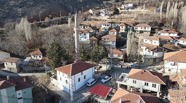 Osmanlı dönemine ait tarihi Üçköy Camii restore edildi