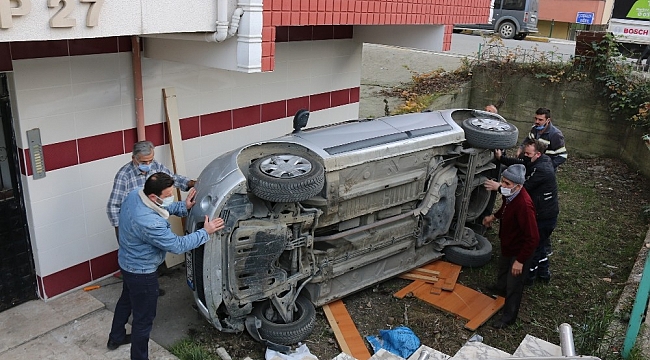 Otomobili ile sitenin bahçesine uçan doktor yaralandı