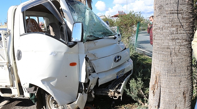 Otomobilin arkadan çarptığı kamyonetin sürücüsü hayatını kaybetti