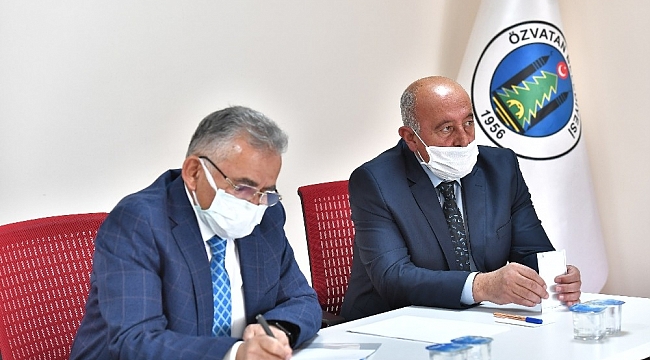 Özvatan'da Cumhur İttifakı dayanışma içerisinde çalışıyor