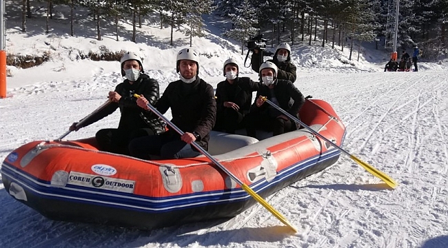 Palandöken Kayak Merkezi'nde kar raftingi coşkusu