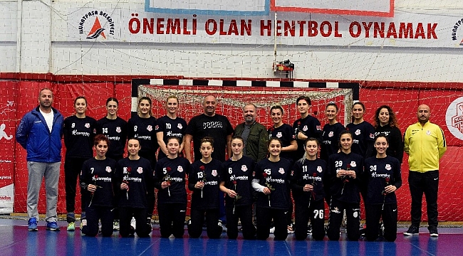 Paşanın kızları sürpriz peşinde