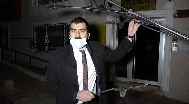 Patlayıp ateş saçan elektrik kabloları mahalle sakinlerini korkuttu