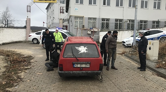 Pazaryeri'nden kaçan hırsızlar Bozüyük'te yakalandı