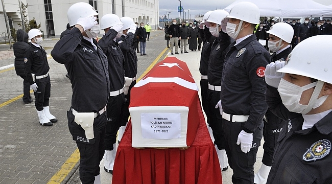 Polis memuruna hüzünlü veda