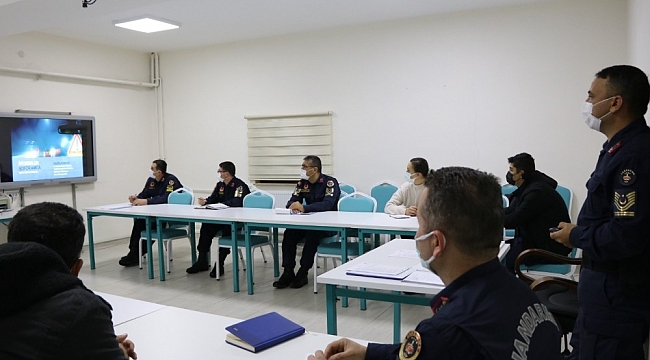 "İyi Dersler Şoför Amca" projesi kapsamında eğitimcilere seminer verildi