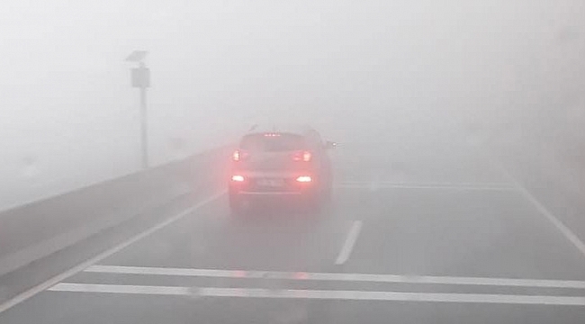 Sakar Rampası'nda etkili olan sis sürücülere zor anlar yaşattı