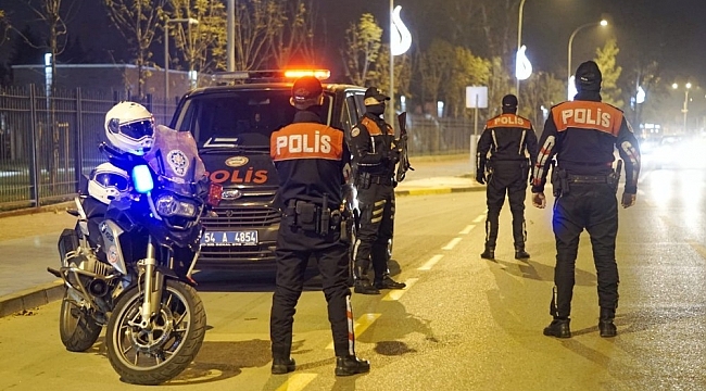 Sakarya'da kısıtlamaya uymayan 189 kişiye 276 bin TL para cezası
