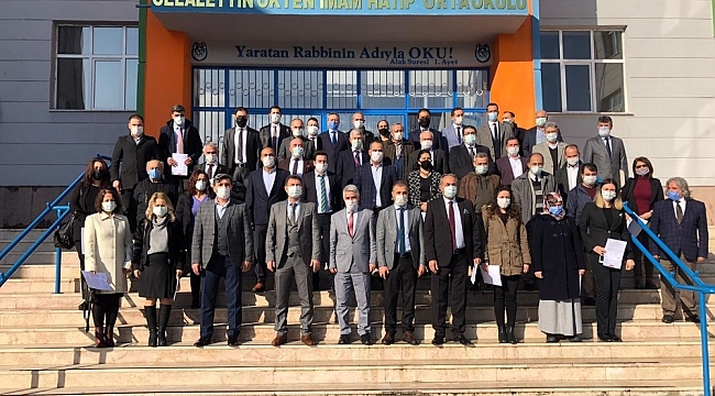 Şartları yerine getiren okullara 'Okulum temiz' belgesi verildi