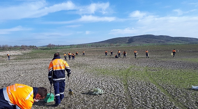 Sazlıdere Barajı'nda temizlik çalışması
