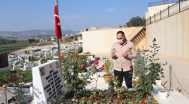 Şehit Emniyet Müdürü Altuğ Verdi'nin Mersin'deki mezarı boş kalmıyor