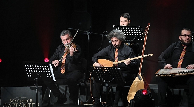 Şehitkamil türkülerle anıldı