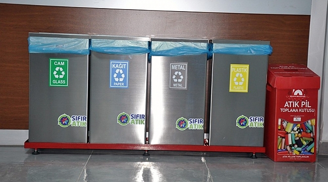 Sıfır atık temalı çöp kovaları yerleştirildi