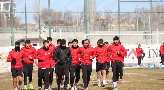 Sivas Belediyespor, Kırklarelispor maçına hazırlanıyor