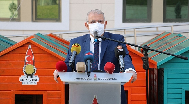 Sokak hayvanlarına sıcak yuva