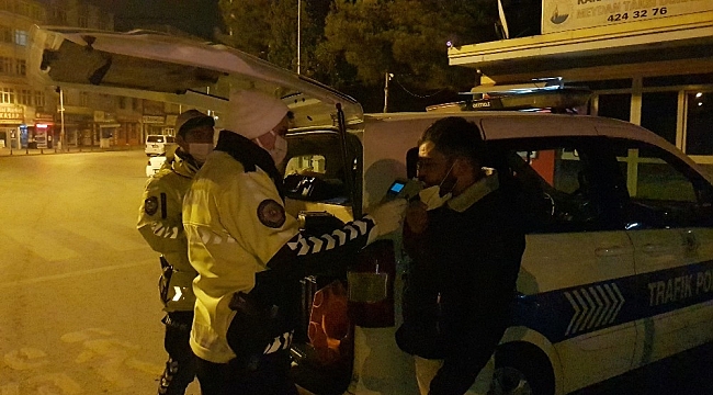 Sokak hayvanlarını beslemeye çıktı, 2.19 promil alkollü yakalandı