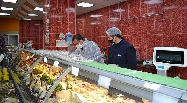 Sultanbeyli'deki gıda denetimlerinde 75 işletmeye 557 bin lira ceza kesildi