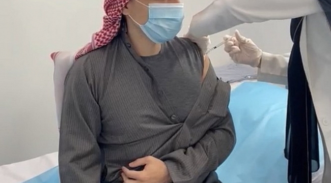 Suudi Arabistan Dışişleri Bakanı Al Suud, Covid-19 aşısı oldu