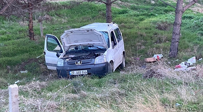 Takla atan ticari araç şarampole uçtu,; aynı aileden 3'ü ağır 6 yaralı