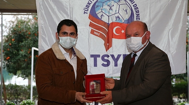 TSYD'den İHA muhabirine ödül