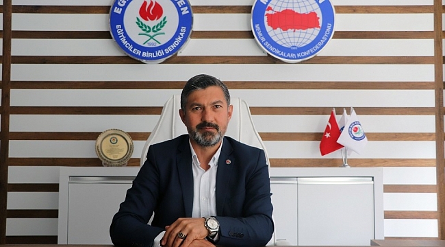 Uçak; "2021, sağlığa, huzura ve umuda vuslat yılı olsun"