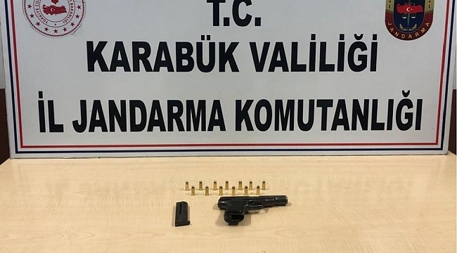 Üzerinde silah bulunan yaşlı adam gözaltına alındı