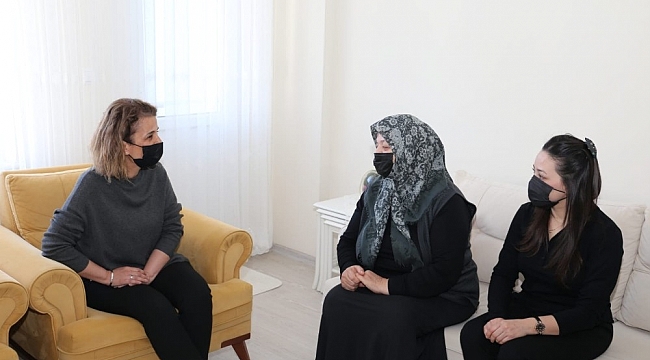 Vali Becel, şehit polis memuru Furkan Demir'in ailesini ziyaret etti