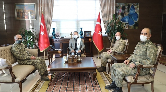 Vali Oktay Çağatay, 8. Kolordu Komutanını makamında kabul etti