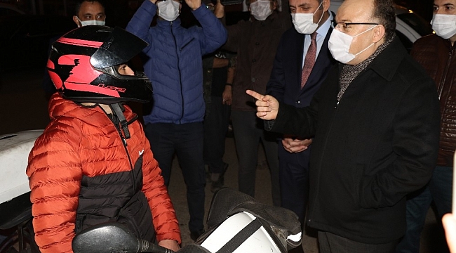 Validen kuryeye: "Geziyorsun ama cezası çok yüksek"