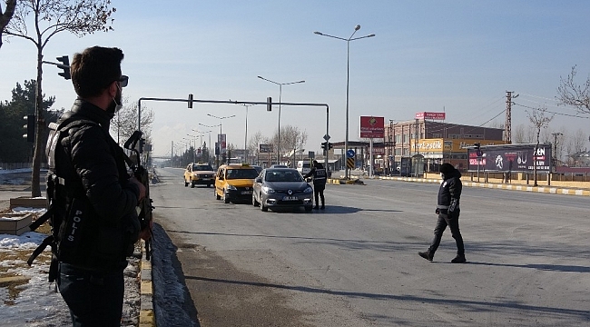 Van'da 80 günlük kısıtlamanın ikinci gününde denetimler sürüyor