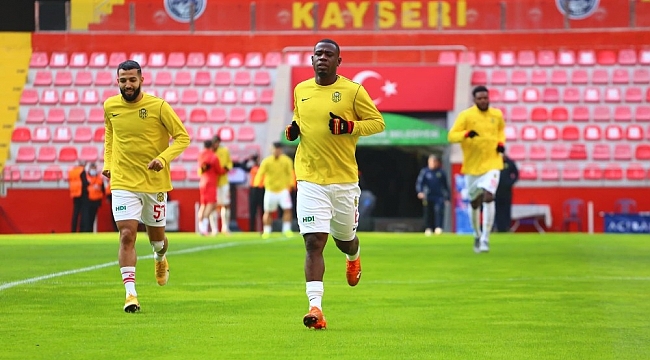 Yeni Malatyaspor'a Tetteh ve Acquah şoku