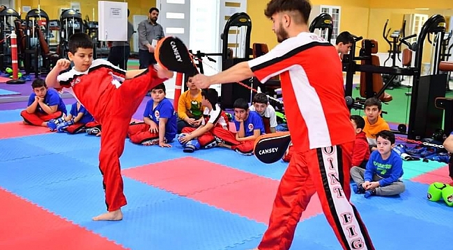 Yeşilyurt Belediyespor kick-boks takımı gözünü zirveye dikti