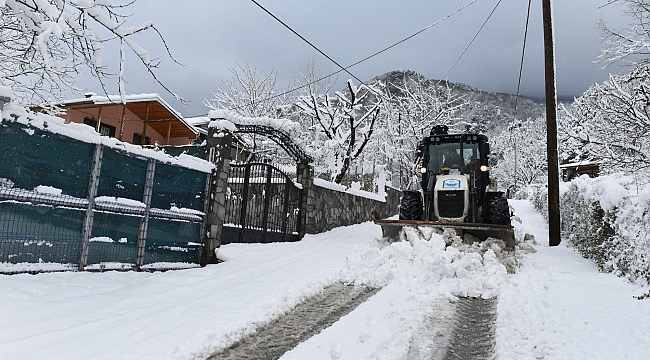 Yıldırım'da kar mesaisi başladı