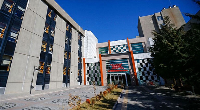 YÖK’ten Kabe fotoğrafının yere serilmesiyle ilgili açıklama