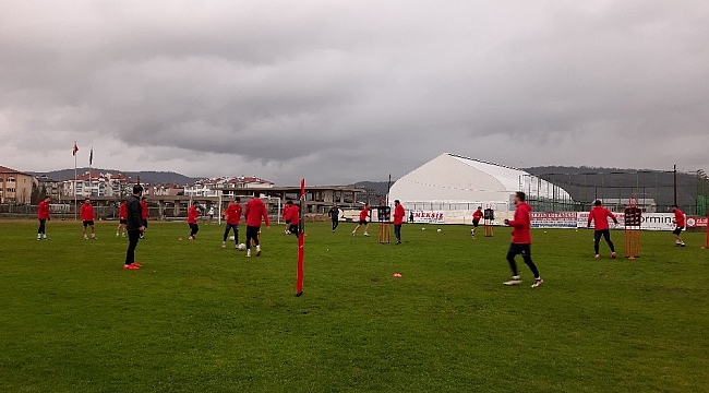 Zonguldak Kömürspor'da, Çaycuma kampı sürüyor