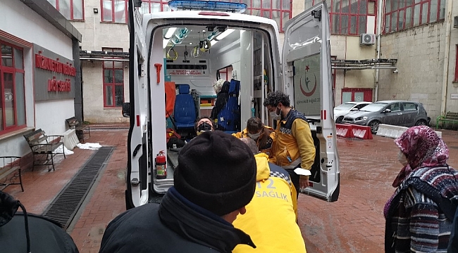 Zonguldak'ta yolcu otobüsü devrildi : 1'i bebek 16 kişi yaralandı