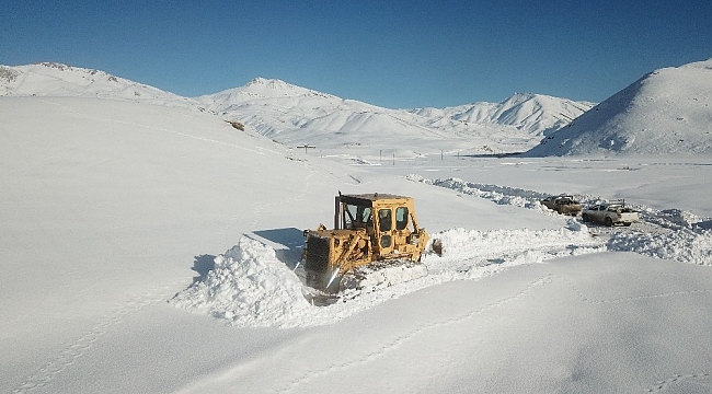 1 aydır kapalı yayla yolu açıldı