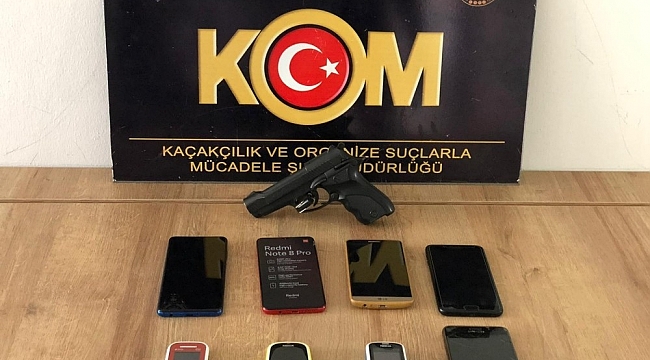 Adıyaman'da kaçak cep telefonu ele geçirildi
