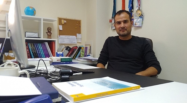 ADÜ Öğretim Üyesi Dingin'in 'Sosyal Medya' konulu kitapları yayımlandı