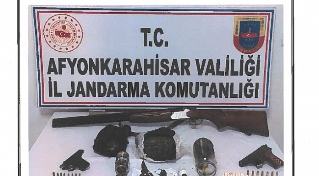 Afyonkarahisar'da kaçakçılara jandarma göz açtırmıyor