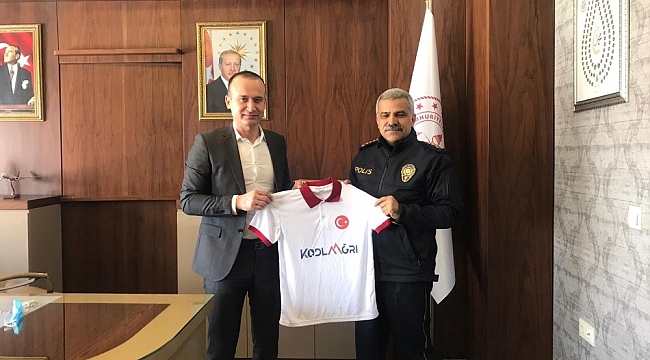 Ağrı Emniyet Müdürü Özen'den, Milli Eğitim Müdürü Tekin'e ziyaret