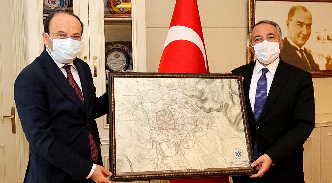 AİÇÜ Rektörü Prof. Dr. Karabulut, ETÜ heyetini misafir etti