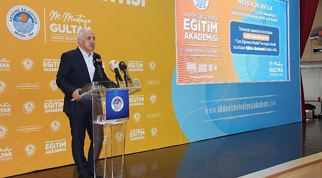 Akdeniz Belediyesi, bir ilke daha imza attı: 3 bin öğrenciye Eğitim Akademisi paketi