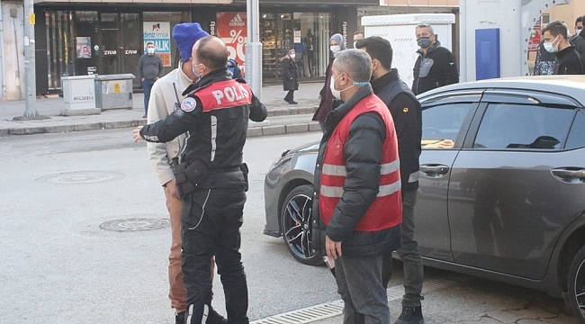 Alkollü şahıs polisleri çileden çıkardı