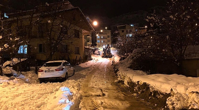 Ana arterlerde kar temizleme çalışması