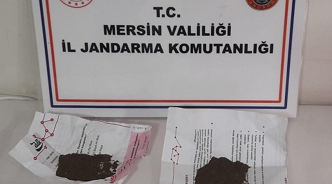 Araçta uyuşturucu kullanan iki kişi suçüstü yakalandı
