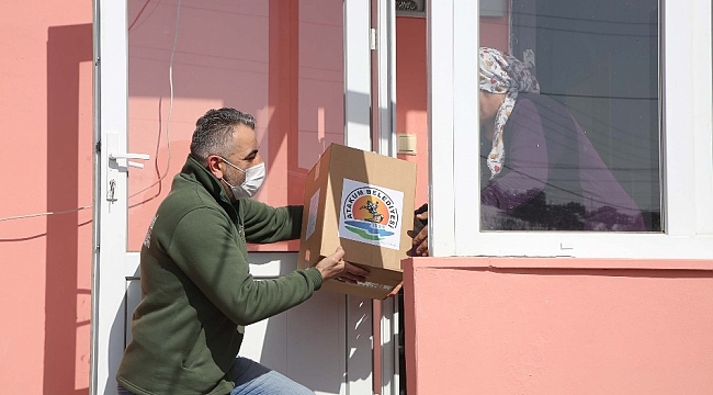 Atakum Belediyesi'nden 2 günde binden fazla aileye yardım